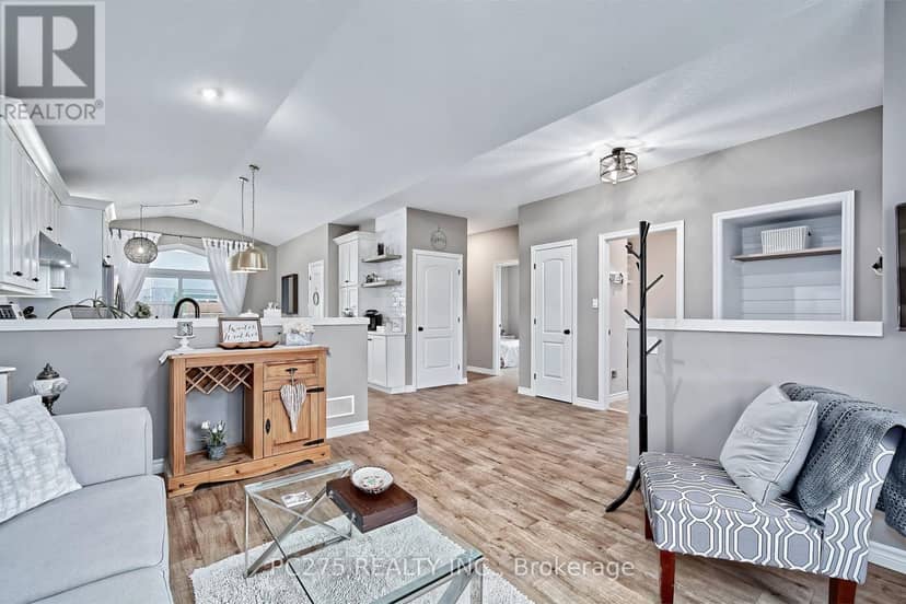 409 Beamish Street, Central Elgin, photo 8