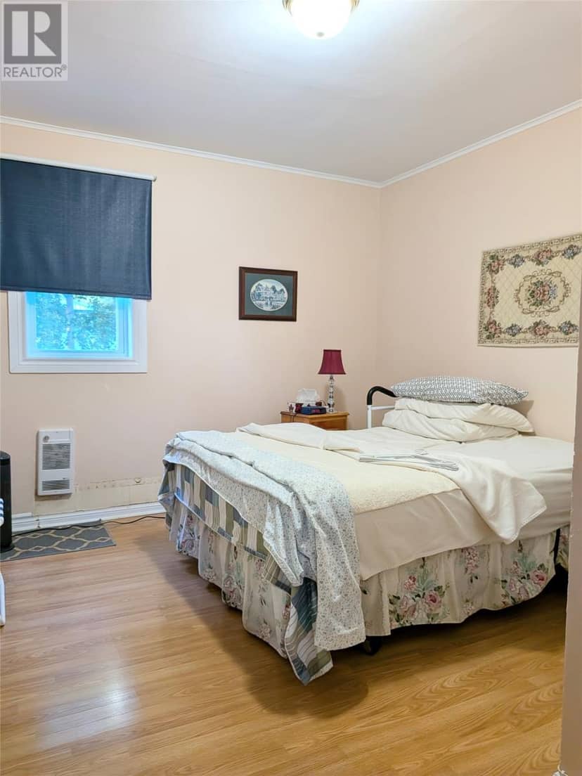 41 Pleasant Avenue — photo 9 of 15