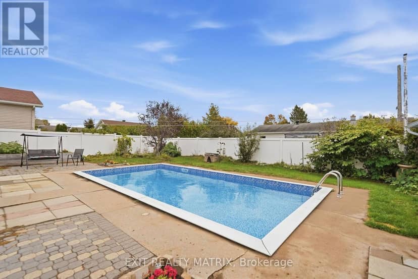 2439 Raymond Street — photo 30 of 39