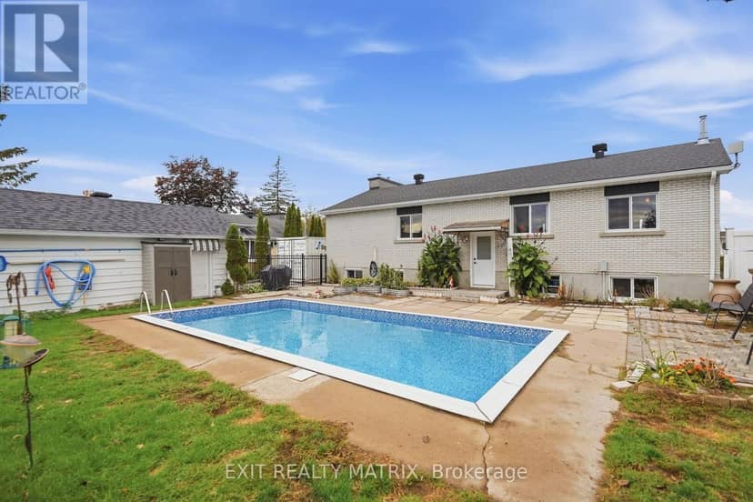 2439 Raymond Street — photo 33 of 39