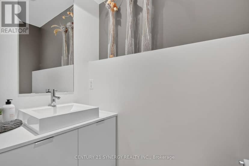 24 Stonehurst Avenue — photo 10 of 40
