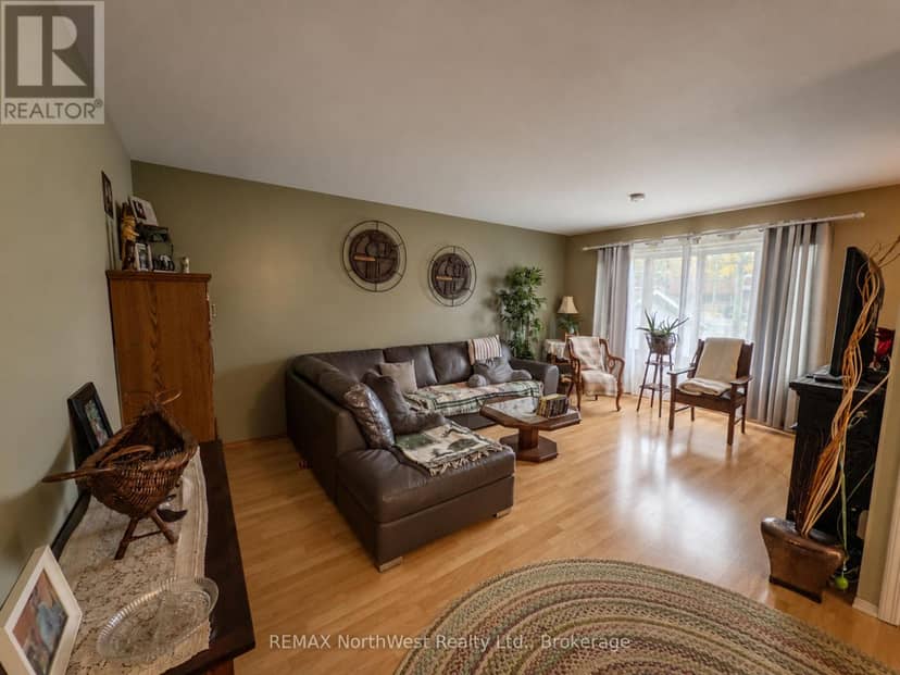 328 Ninth Avenue S, Kenora, photo 7