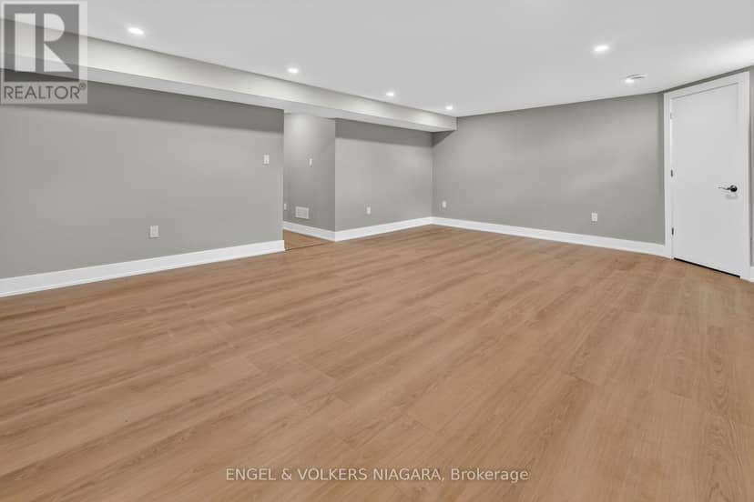 76 Lavinia Street — photo 26 of 40