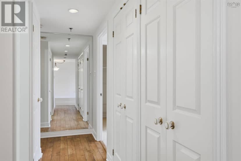 401 1470 Summer Street — photo 17 of 40
