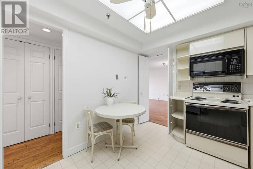 401 1470 Summer Street — photo 21 of 40