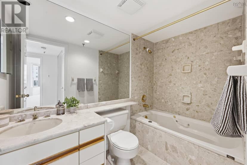 401 1470 Summer Street — photo 28 of 40