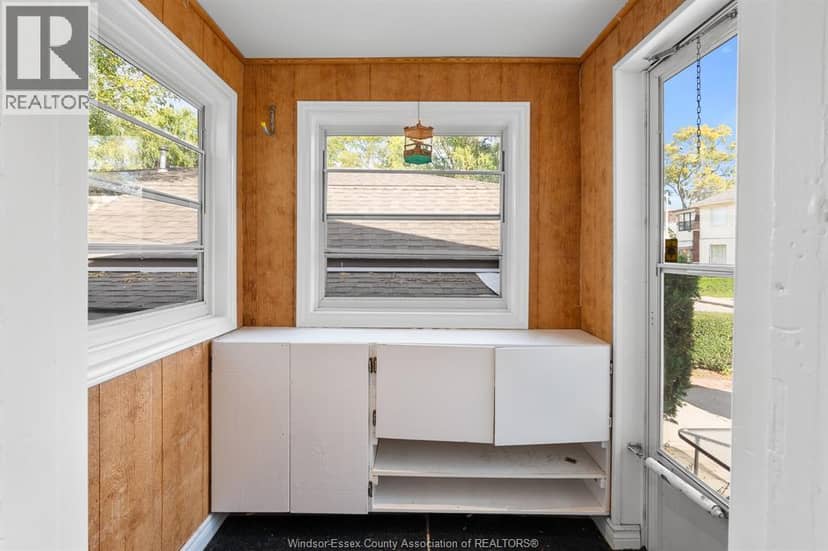 404 Caroline Street — photo 13 of 21