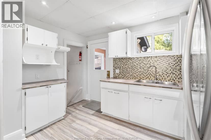 404 Caroline Street — photo 8 of 21