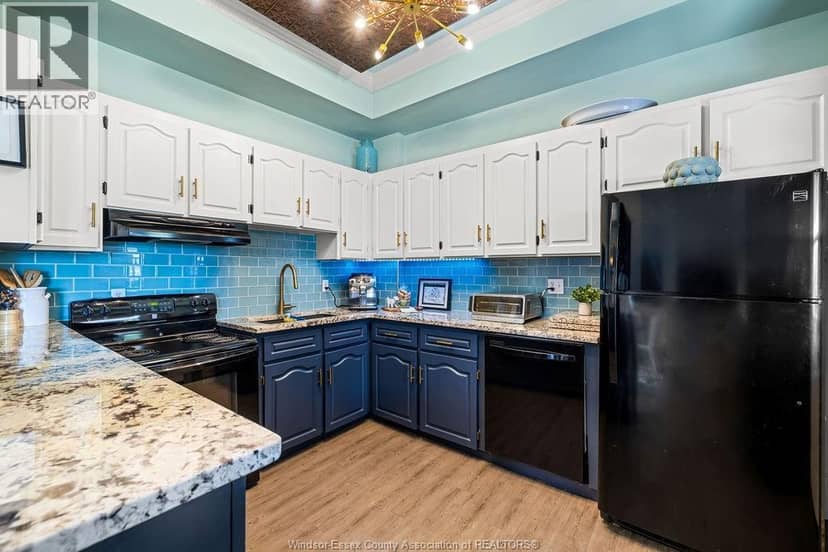 274 Crawford Avenue — photo 11 of 40