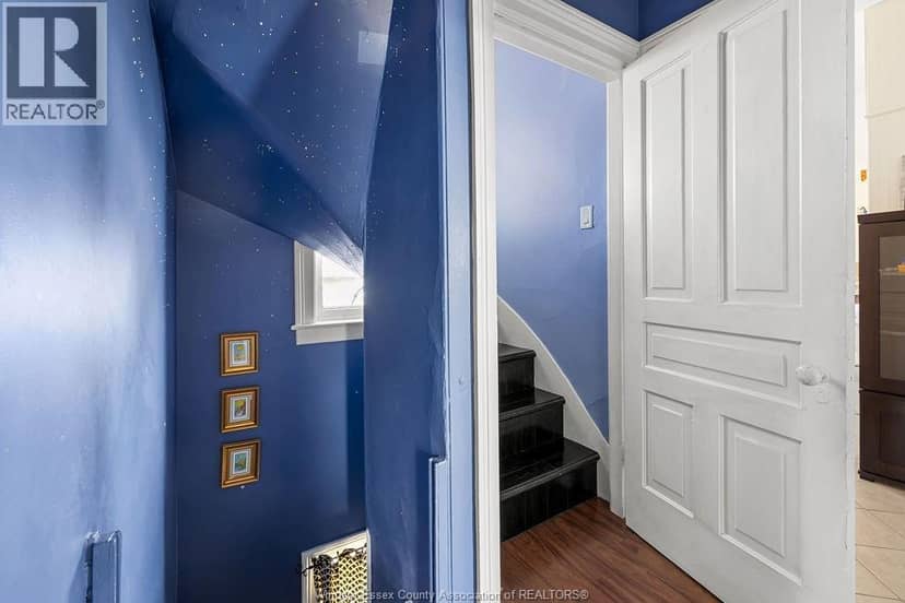 274 Crawford Avenue — photo 31 of 40