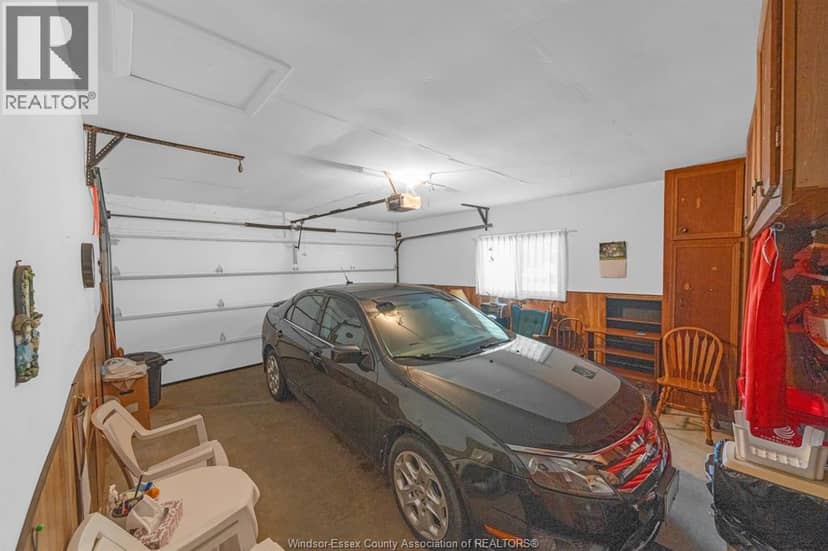 8 Bruce AVENUE — photo 31 of 40
