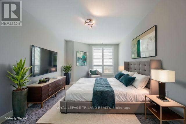 1202 - 250 Pall Mall Street — photo 14 of 40