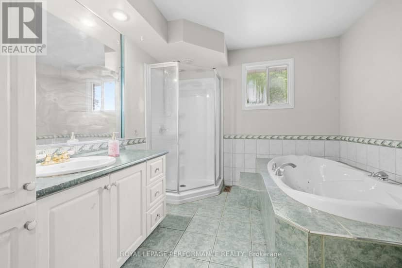 438 Voyageur Place — photo 33 of 40