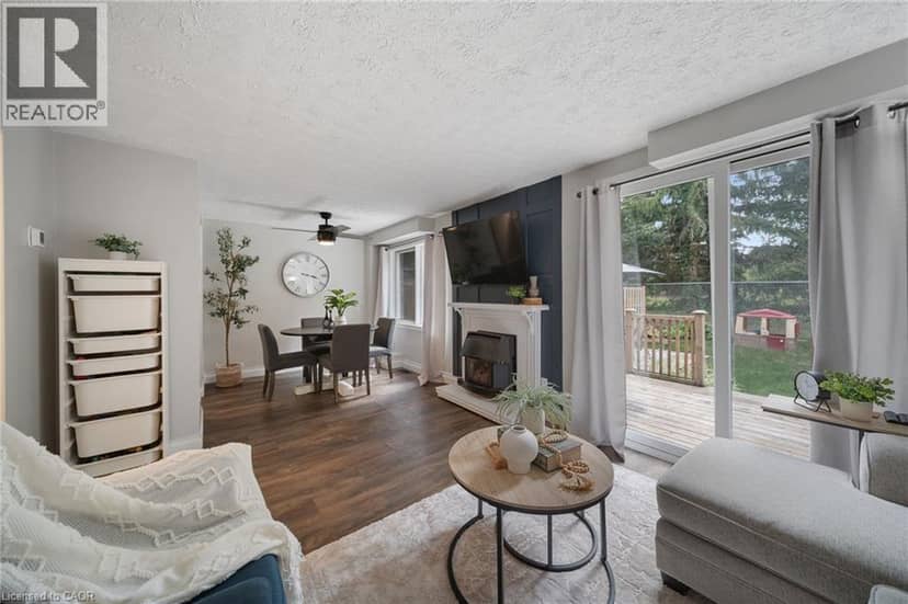 45 FREEMAN Crescent — photo 17 of 40