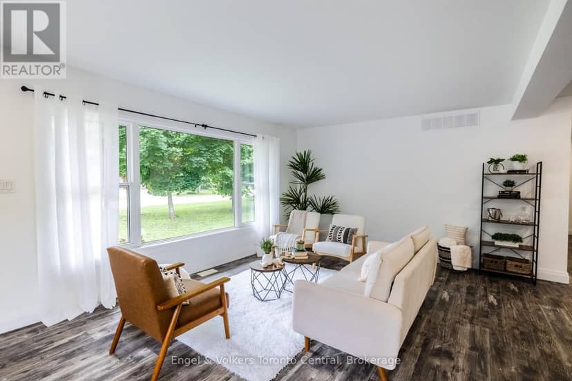 37 Spencer Street, Bracebridge, photo 4