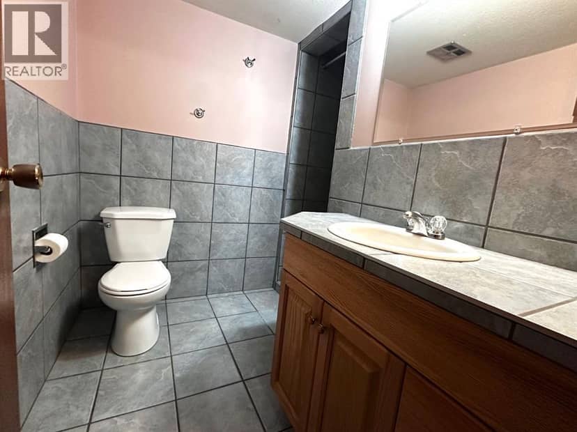 210 Kent Street — photo 40 of 40