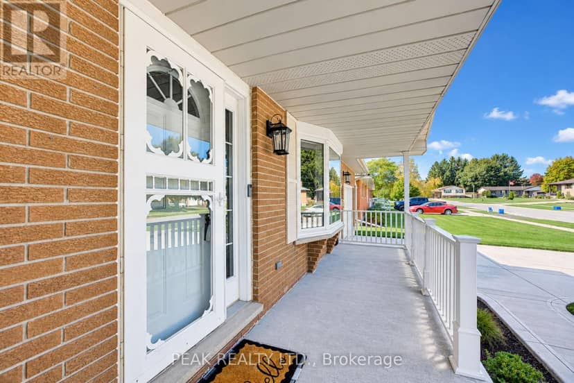 23 Jacob Street W, East Zorra-Tavistock, photo 4