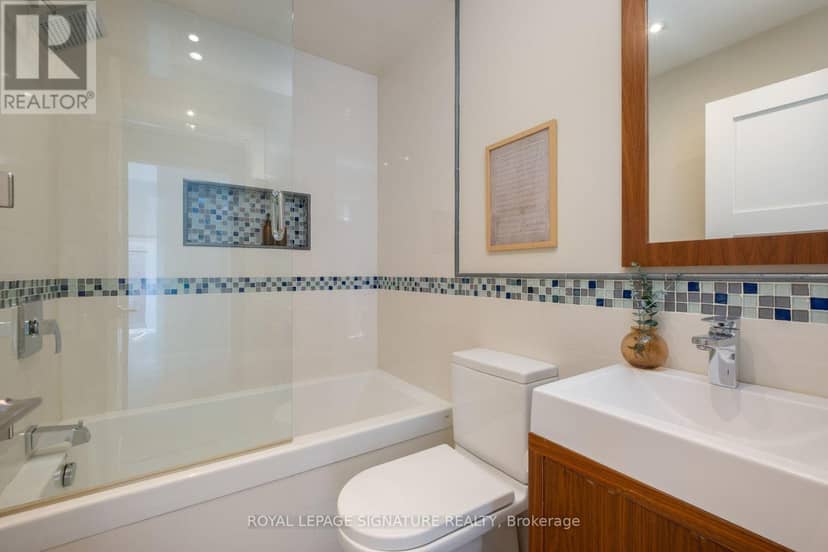 35 Bessborough Drive — photo 19 of 40