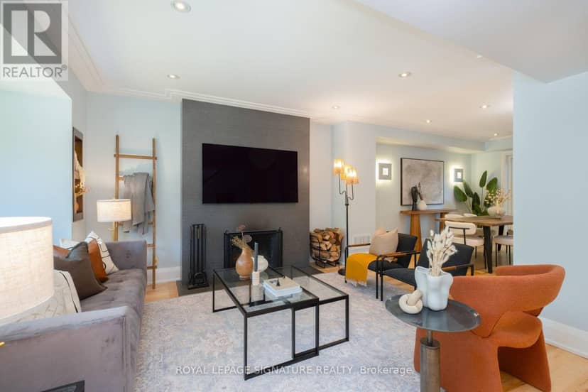 35 Bessborough Drive, Toronto, photo 3