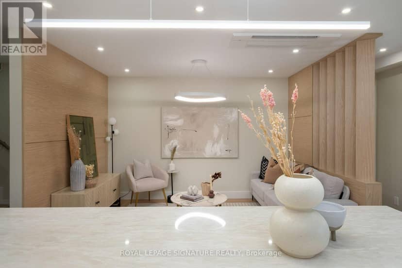 35 Bessborough Drive — photo 38 of 40