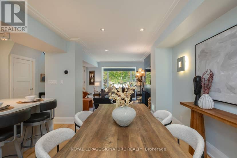 35 Bessborough Drive, Toronto, photo 6