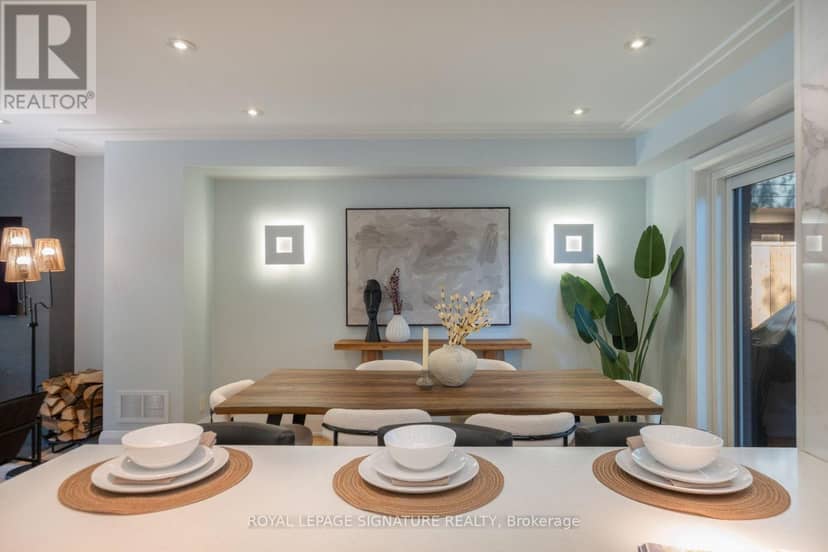 35 Bessborough Drive, Toronto, photo 7