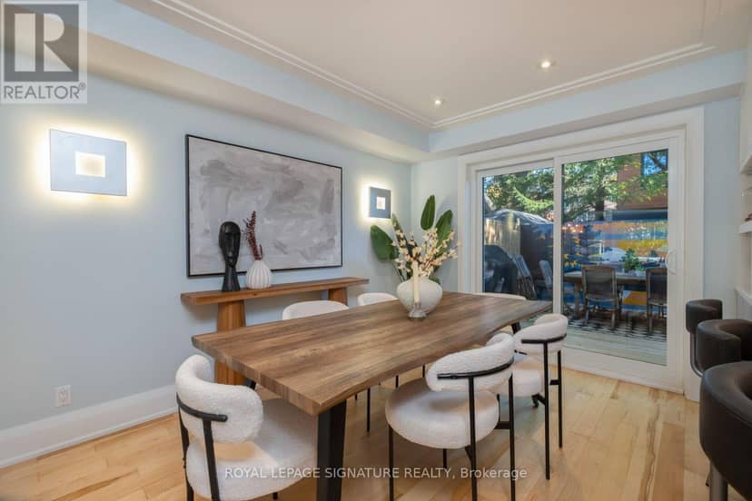 35 Bessborough Drive, Toronto, photo 8