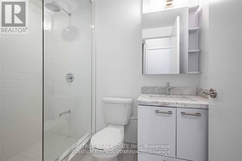 1202 - 2221 Yonge Street — photo 9 of 17