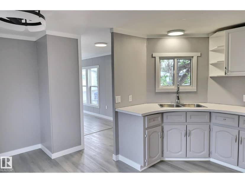 542 Evergreen Pa NW, Edmonton, photo 3