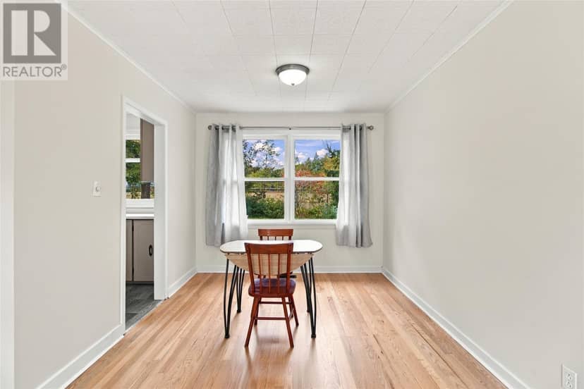 6 Cherry Hill Road — photo 7 of 26
