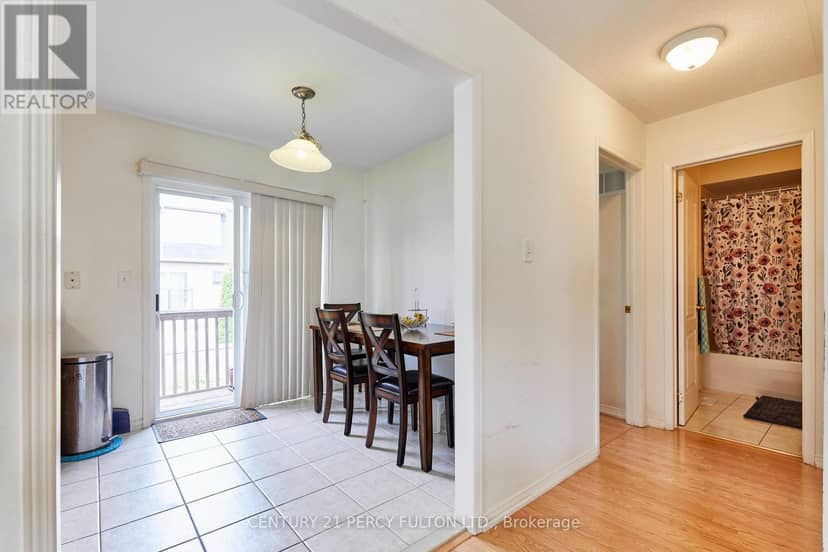 8 Knowles Street — photo 12 of 38