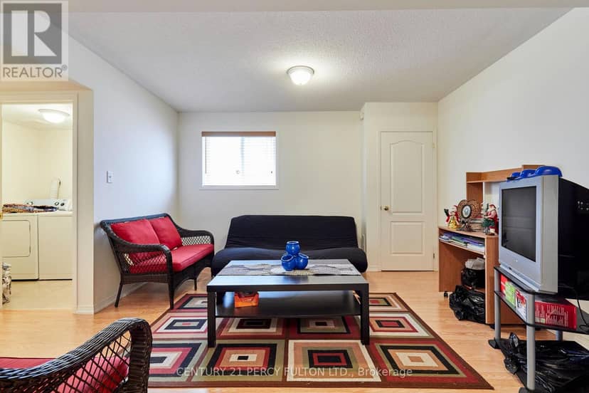8 Knowles Street — photo 26 of 38