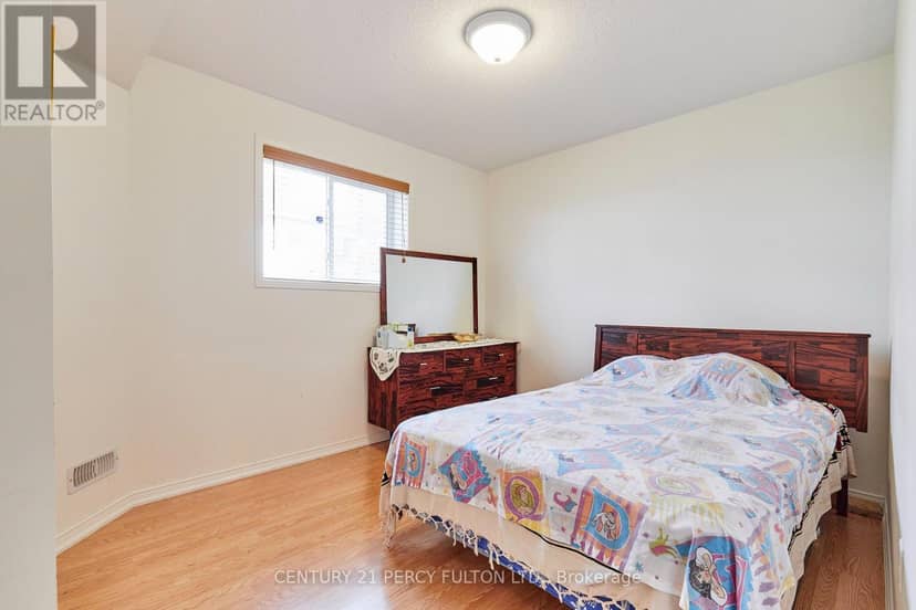 8 Knowles Street — photo 29 of 38