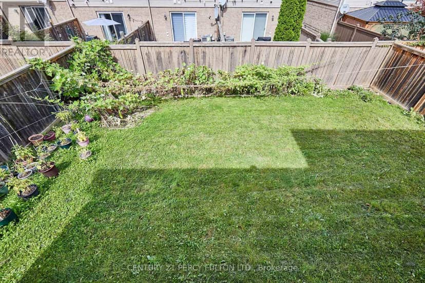 8 Knowles Street — photo 32 of 38