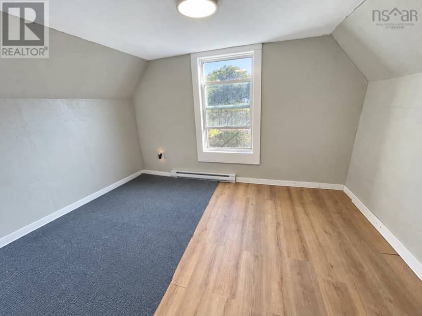 29 Essex Street — photo 9 of 14
