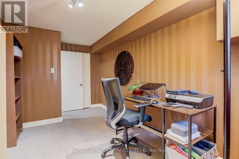 82 Tecumseh Drive — photo 28 of 35
