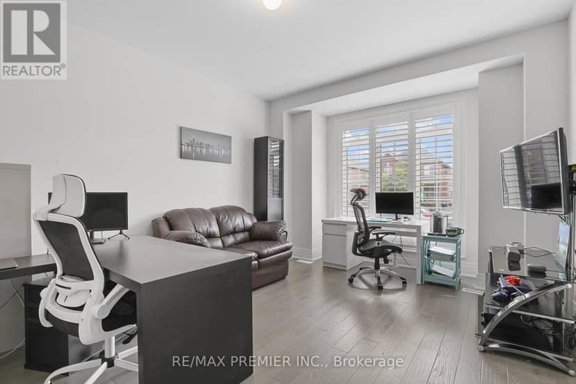 28 Samuel Crescent — photo 16 of 29