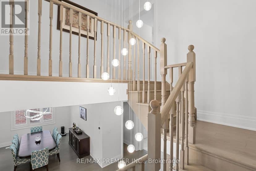 28 Samuel Crescent — photo 17 of 29