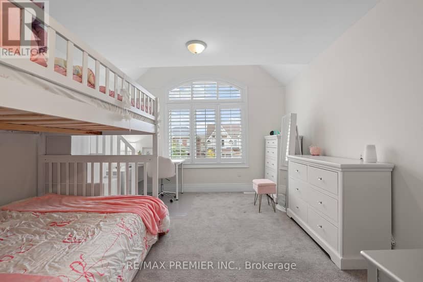 28 Samuel Crescent — photo 25 of 29