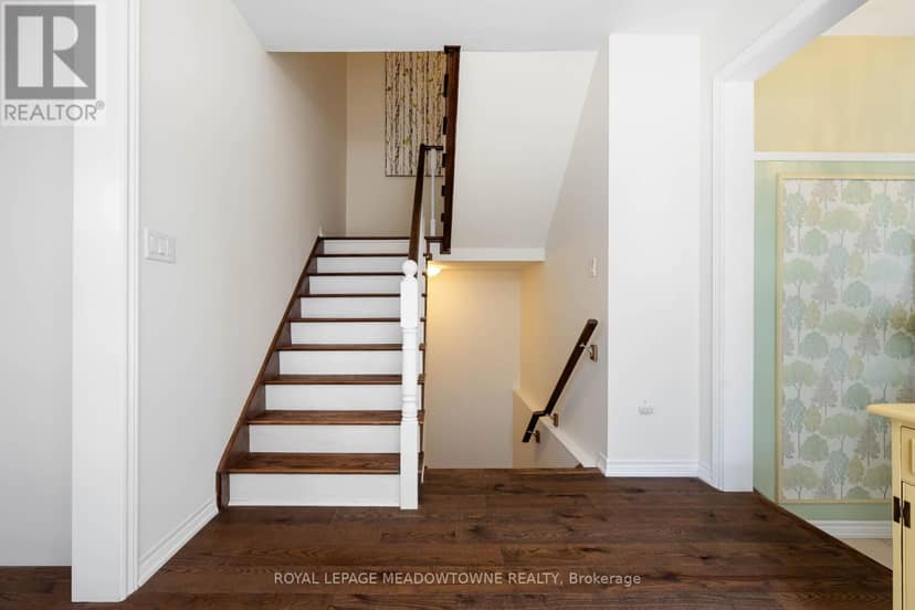 16 Ridgegate Crescent — photo 29 of 40
