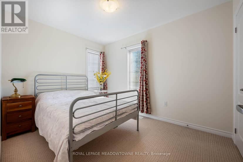 16 Ridgegate Crescent — photo 35 of 40