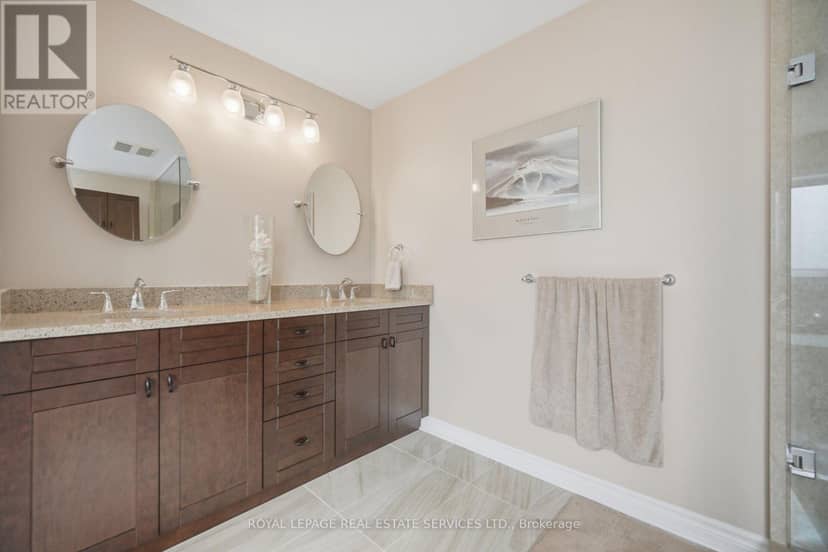1600 Glenvista Drive — photo 24 of 40