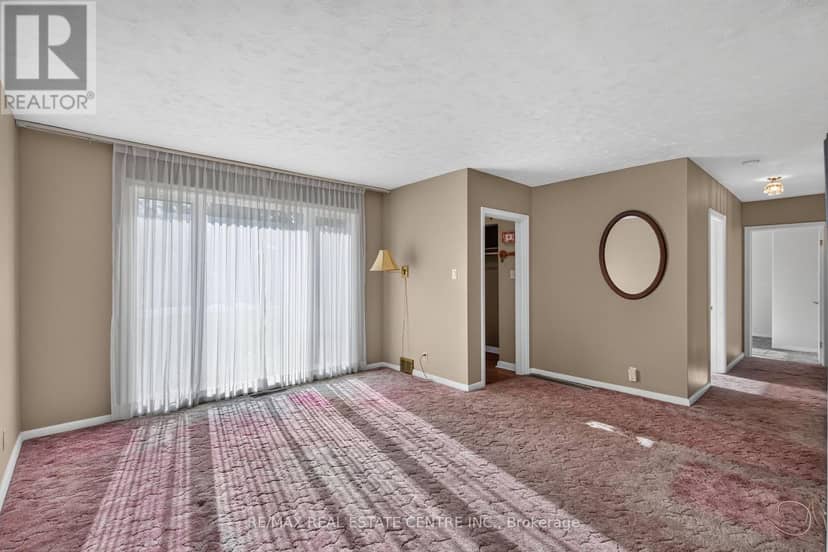 226 Elmwood Crescent, Milton, photo 6