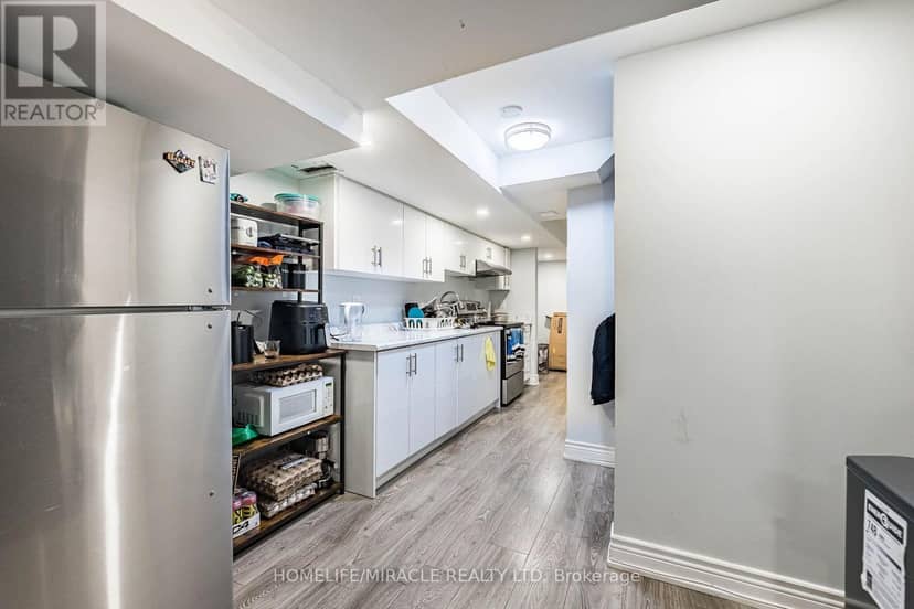 5881 Delle Donne Drive — photo 38 of 40