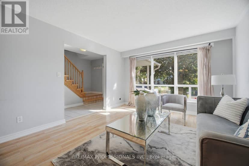 62 Edilou Drive, Toronto, photo 7