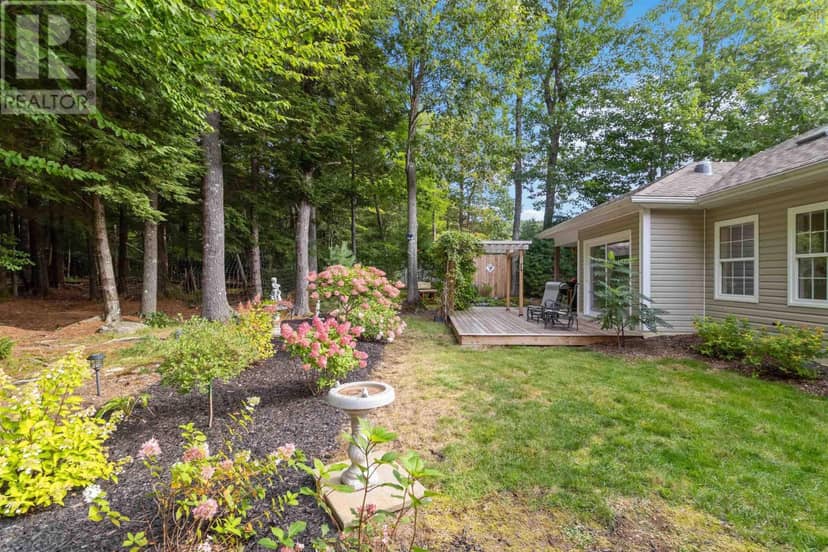 192 Winburn Avenue — photo 38 of 40