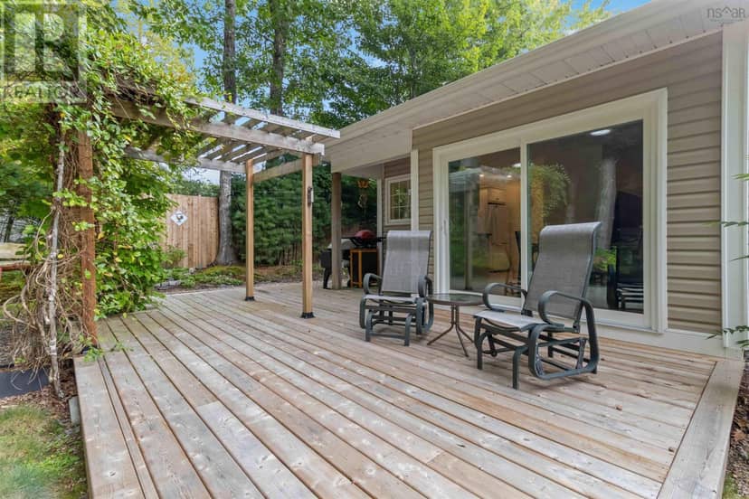 192 Winburn Avenue — photo 40 of 40