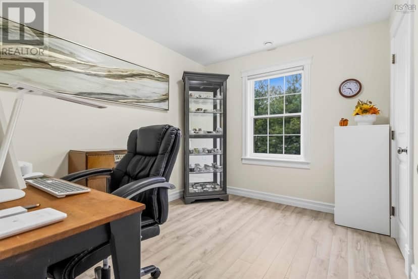 192 Winburn Avenue — photo 25 of 40