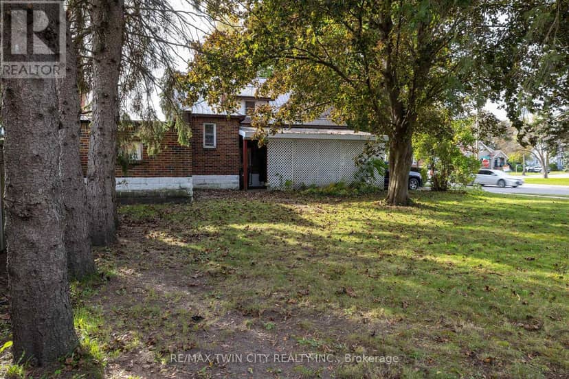 41 Church Street E, Norfolk, photo 4