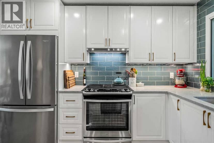 63 Wolf Drive — photo 13 of 40